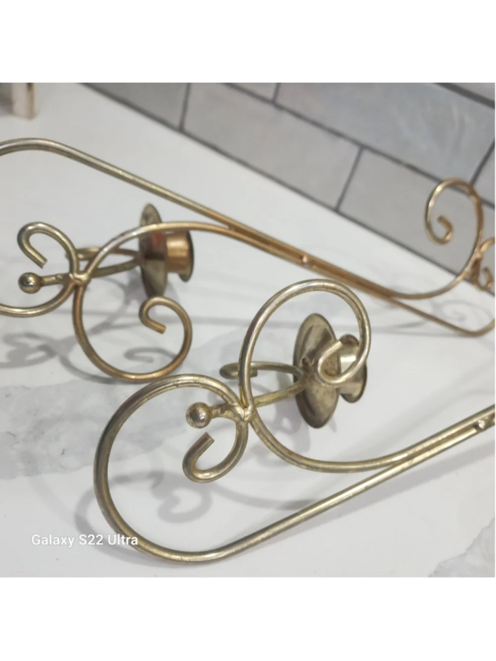Wall Sconces. Gold Tone Metal Pair. Vintagr